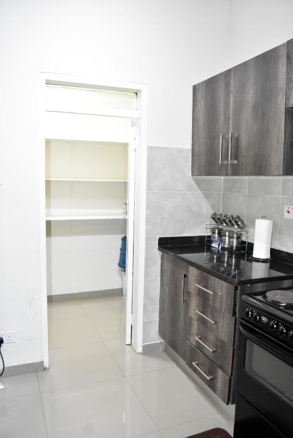 Spacious Zamtel Flat Lusaka Exterior photo